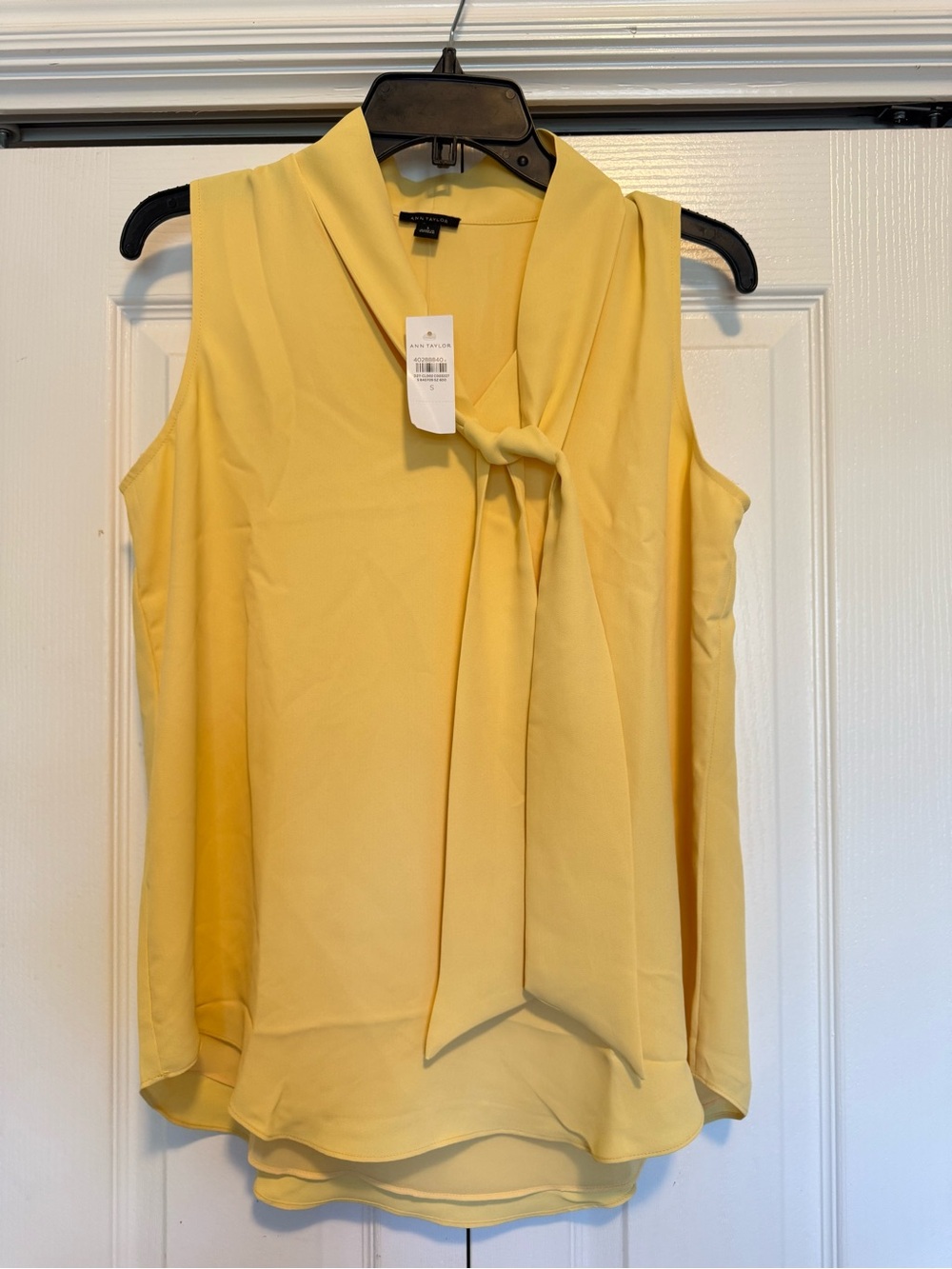 Ann Taylor Yellow Sleeveless Tie-Detail Camisole